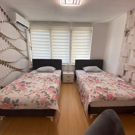 Apartman Citylux Bihac Luaran gambar