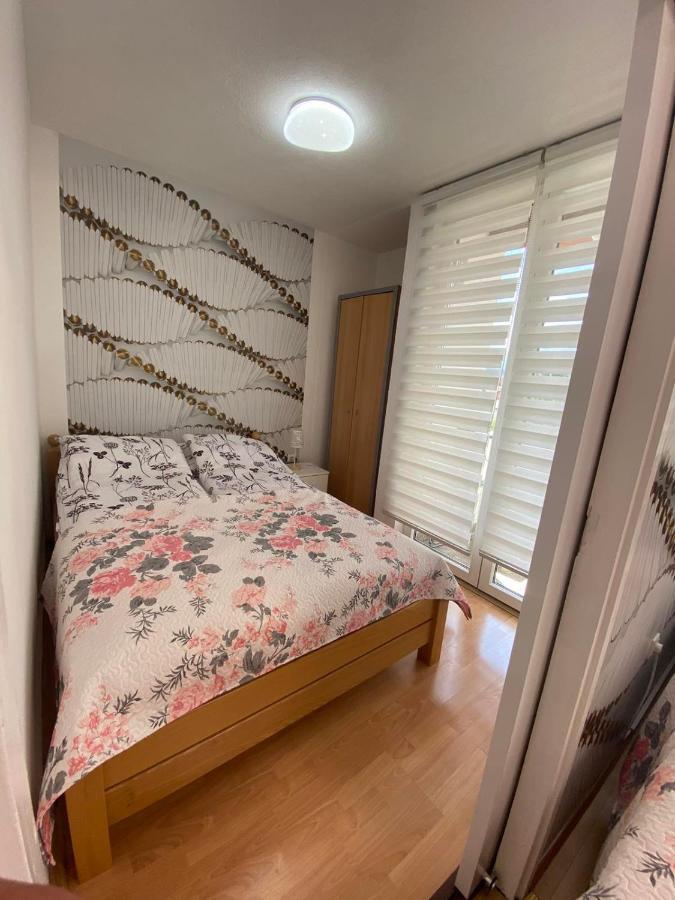 Apartman Citylux Bihac Luaran gambar