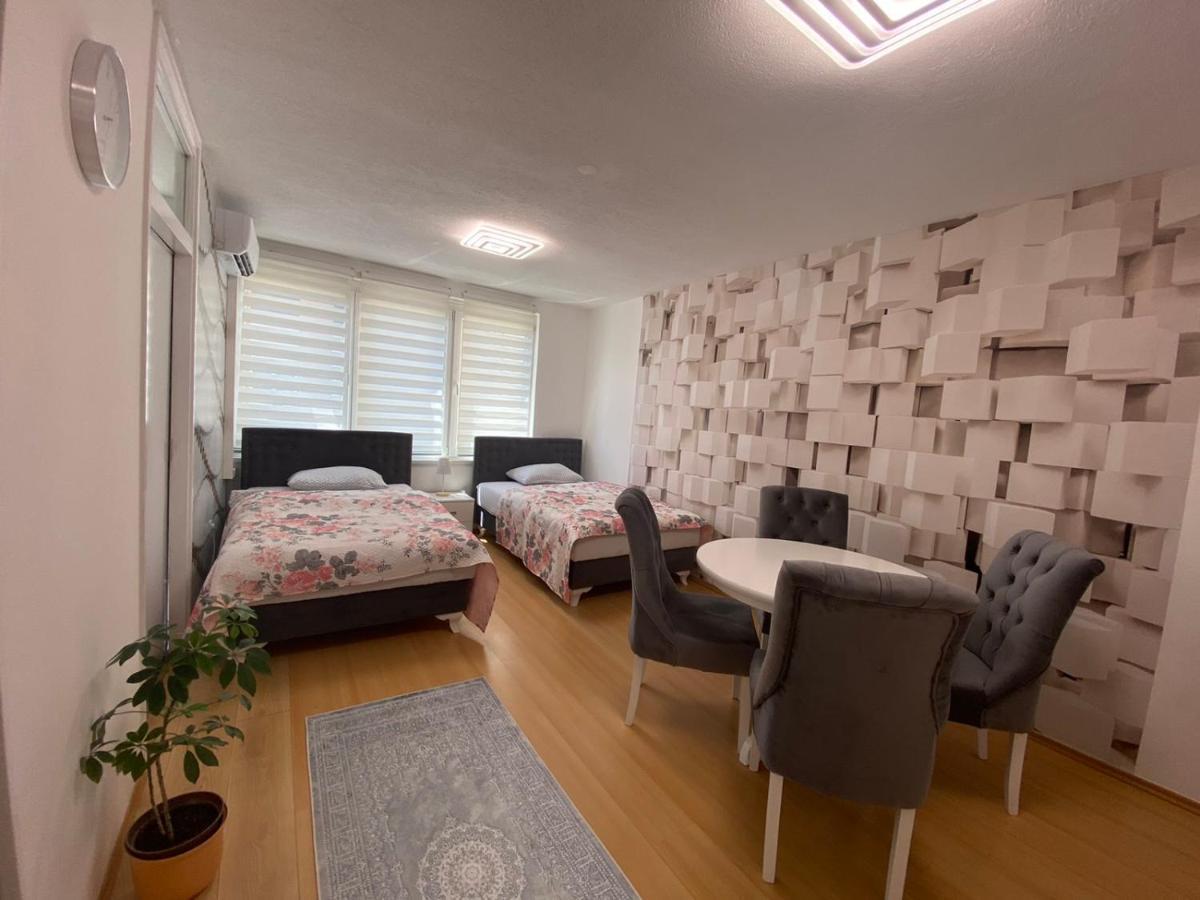 Apartman Citylux Bihac Luaran gambar