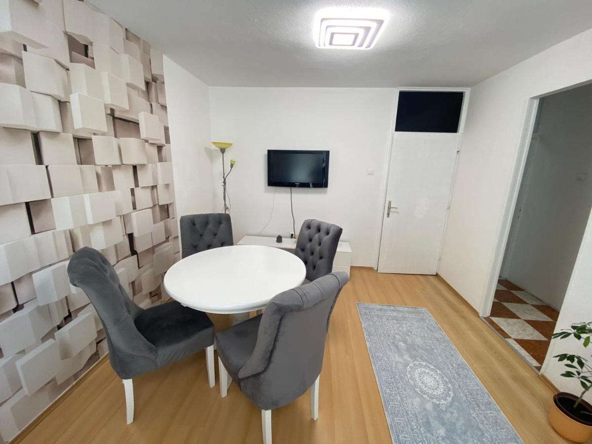 Apartman Citylux Bihac Luaran gambar